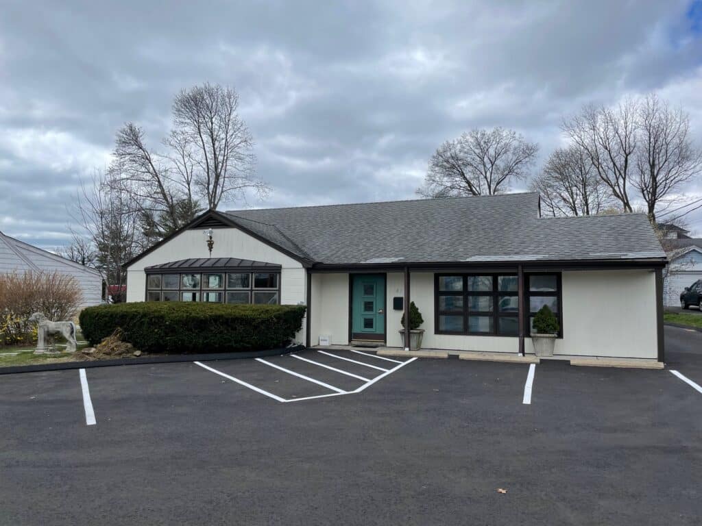 A photo of the exterior of Unleashed Veterinary Clinic